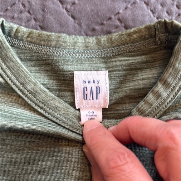 Bundle of Baby Gap Baby Fleece Lined Long Sleeve Tops - Picture 8 of 10